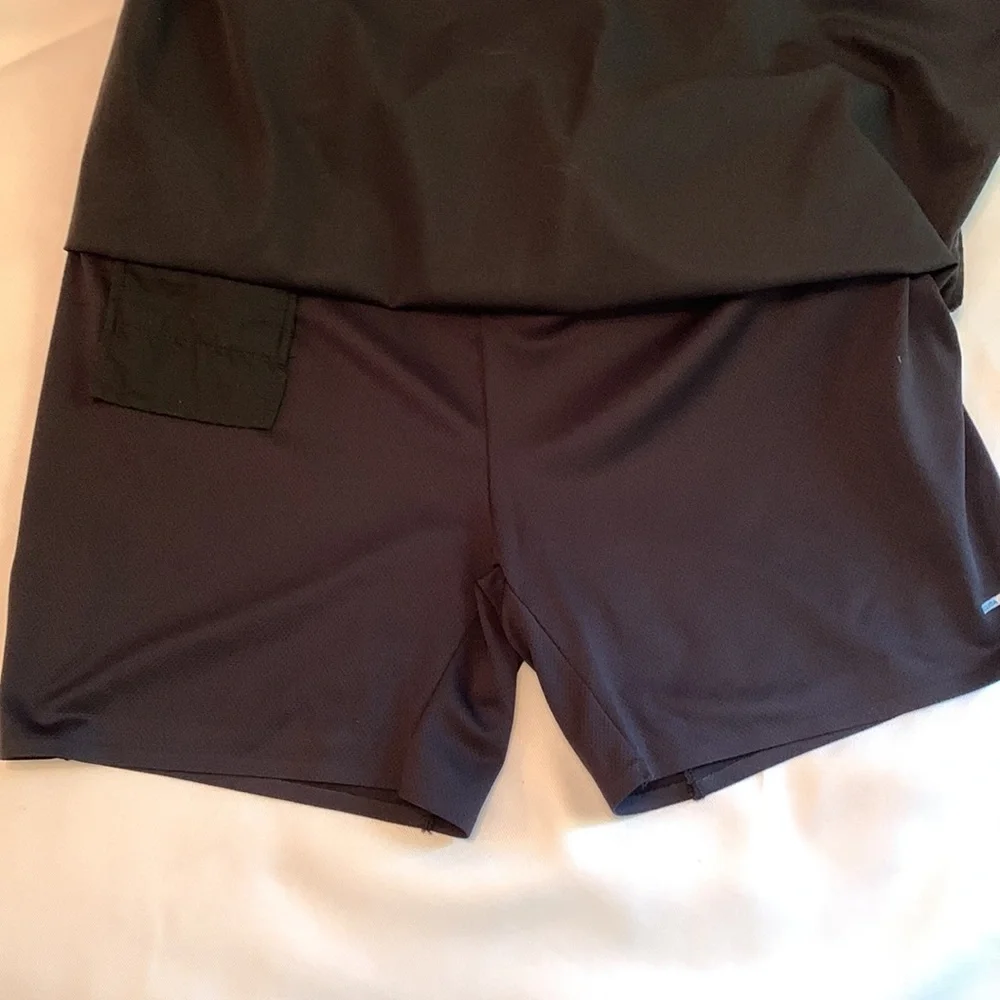 ADIDAS CLIMACOOL Skirt with attached inner tights. Size 6. Black and pink